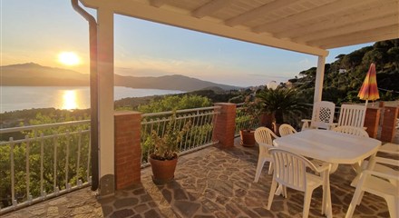 Trilocale Maila with Sea View in Capoliveri - Apartments a Capoliveri