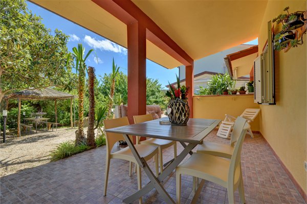 Ciliegio 2 – Studio for 3 with Patio, Criage Marina di Campo