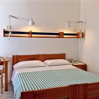 Residence Hotel ISELBA : une superbe détente au bord de la mer !