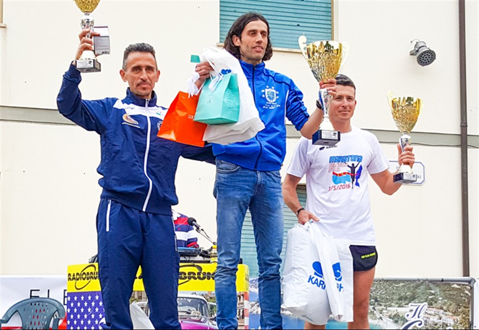 Großartiger Erfolg für den 1. Marathon und Halbmarathon der Insel Elba … der Sport gewinnt !