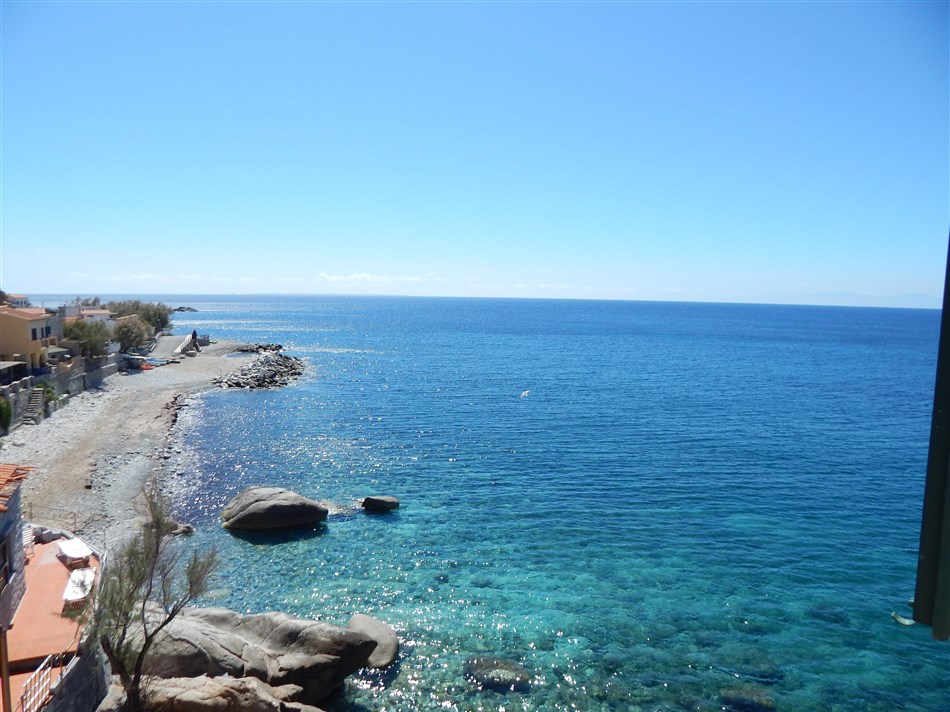 Discovering the Island of Elba: POMONTE