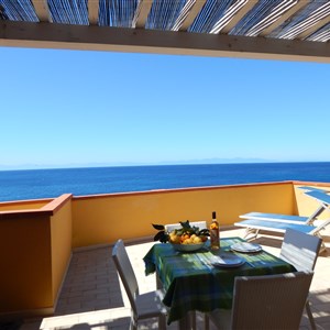 Discovering the Island of Elba: POMONTE