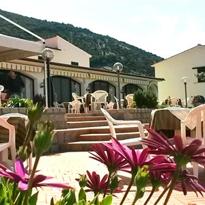 Trekking to discover the Island of Elba: PATRESI…. and its GREEN RAY