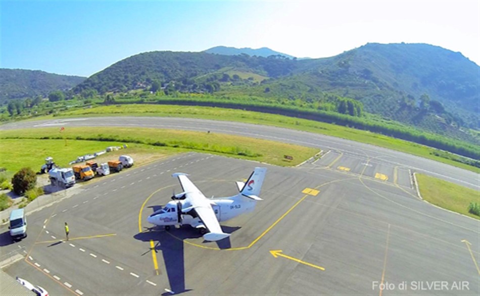 ELBAnewsLETTER - Venire all'Elba in Aereo...