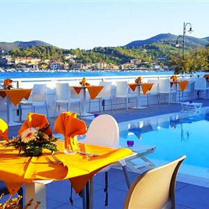 MIDDLE AUGUST FEST ….BY THE POOL OF THE  HOTEL MONTECRISTO RESORT****