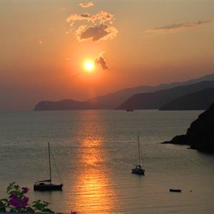 MORCONE… l'incantevole baia a sud di Capoliveri!