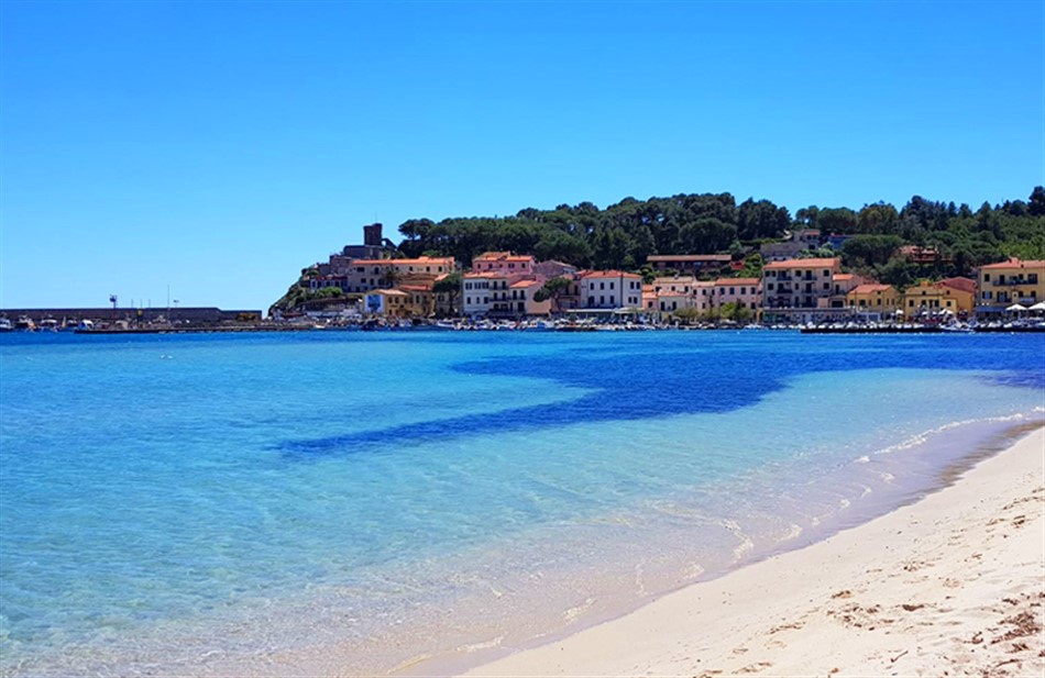 MAY ON THE ELBA ISLAND ... a paradise for connoisseurs!
