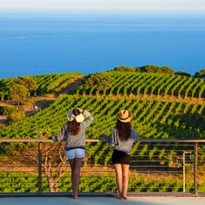 MAY ON THE ELBA ISLAND ... a paradise for connoisseurs!